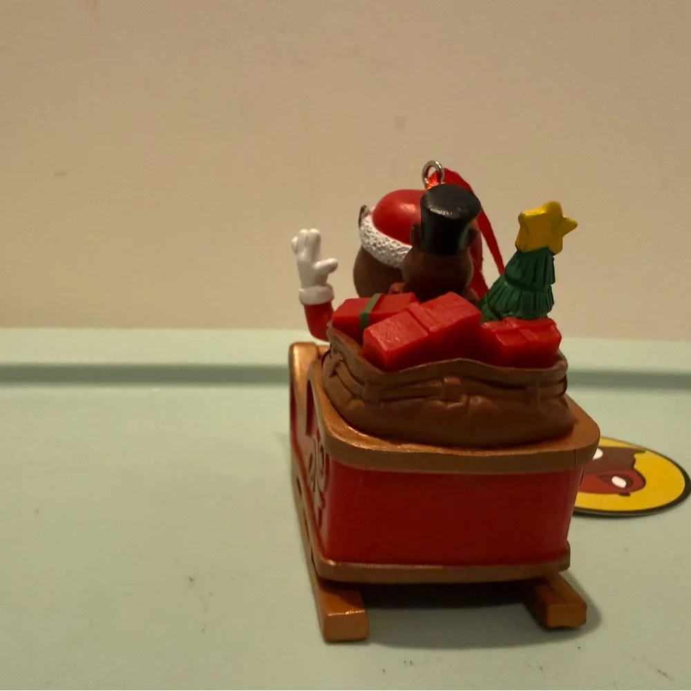 Adorable Buc-ees Santa in Red Sleigh Ornament- NWT